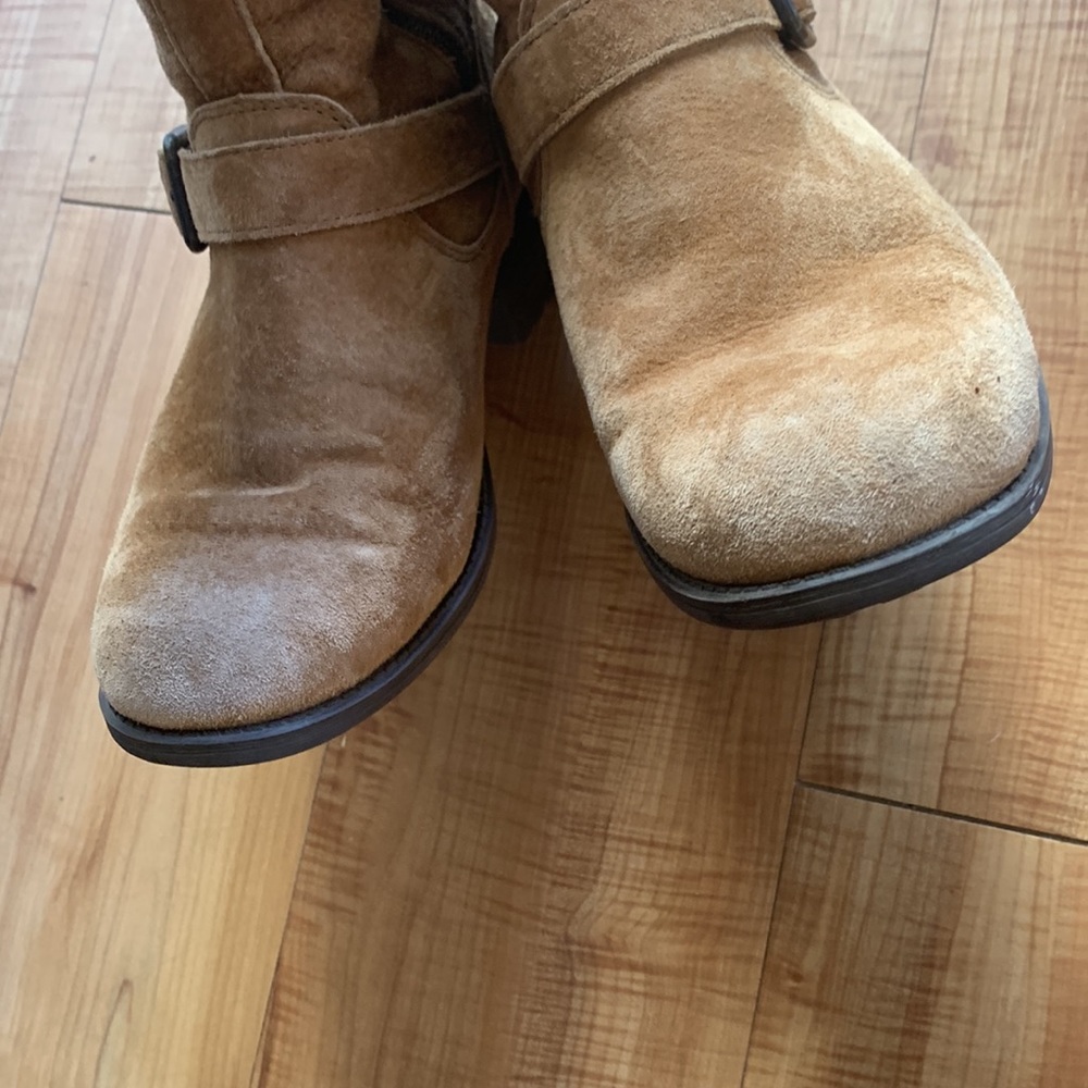 Woman’s Chestnut brown sheepskin lining UGG Boots Size 7 - Picture 7 of 9